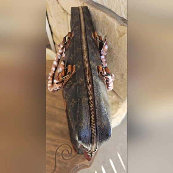 Louis Vuitton Black and Brown Monogram Briefcase - Picture 13 of 16